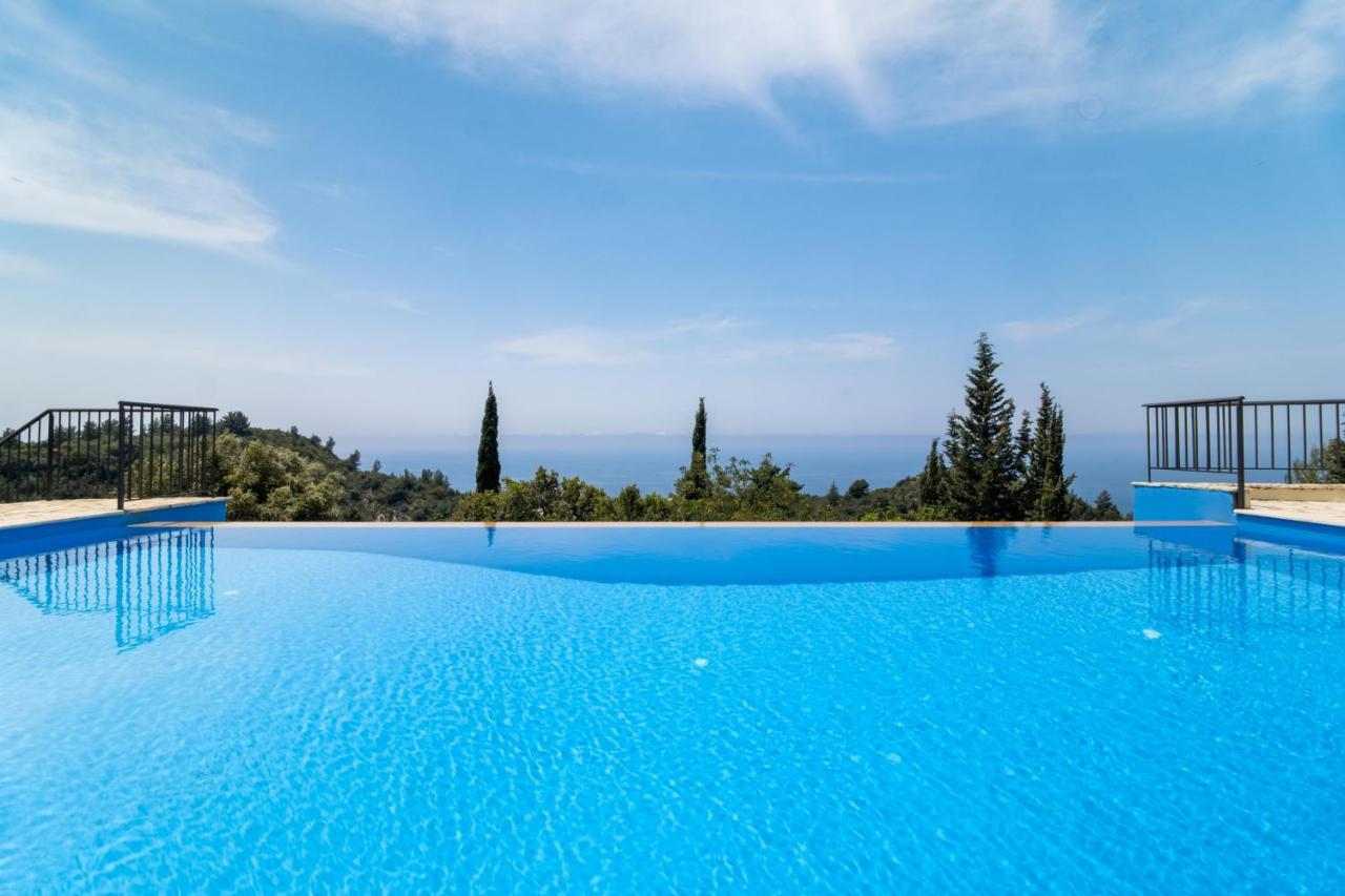 Sapphire Blue Villa Kalamítsi المظهر الخارجي الصورة