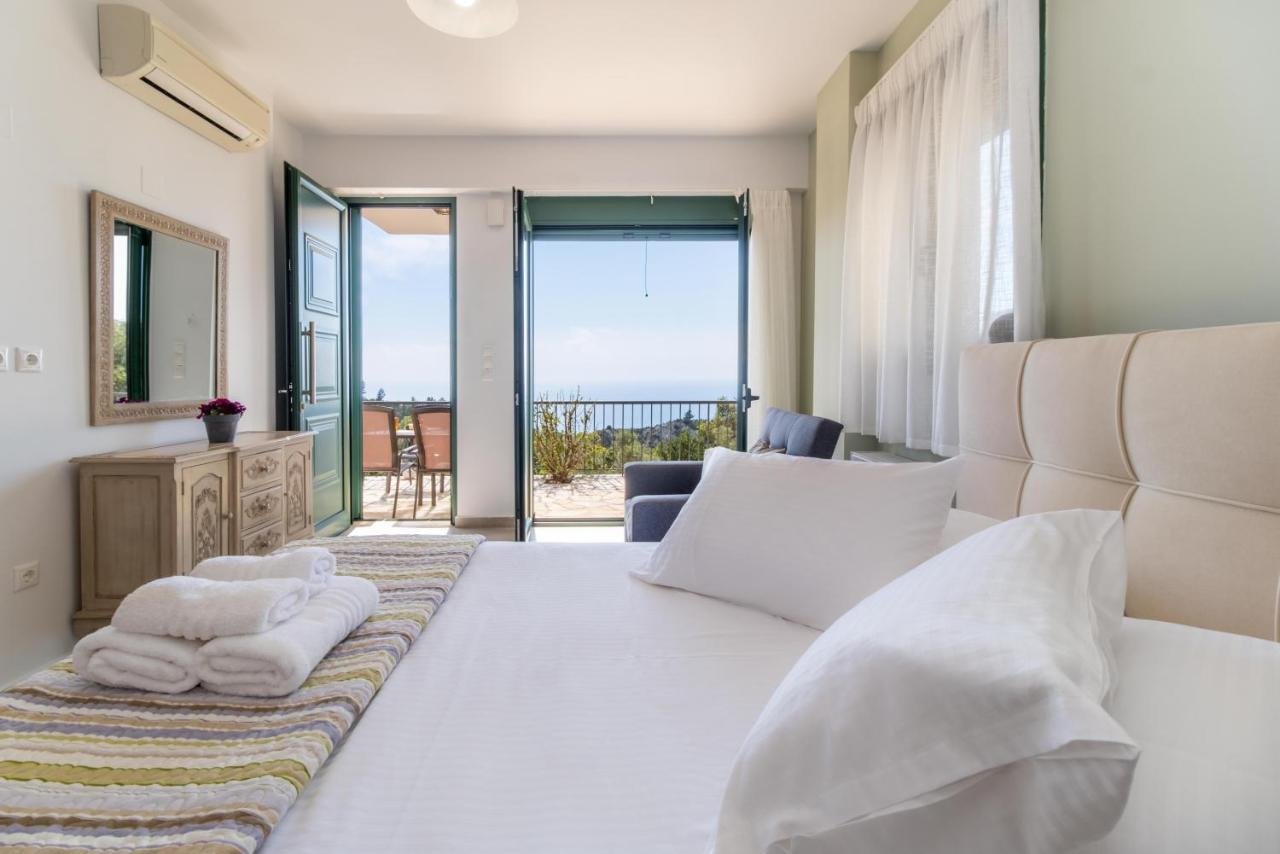 Sapphire Blue Villa Kalamítsi المظهر الخارجي الصورة