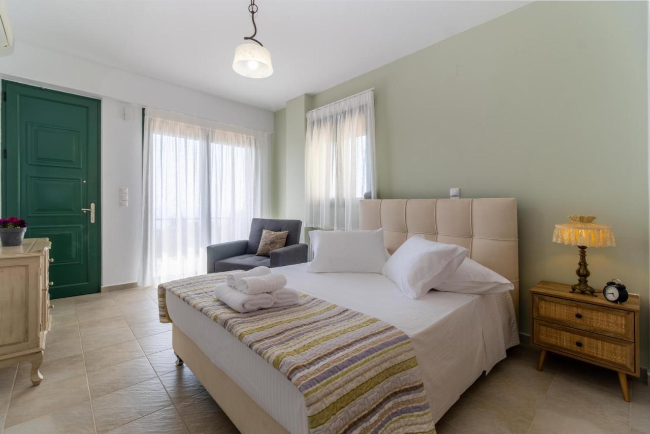 Sapphire Blue Villa Kalamítsi المظهر الخارجي الصورة