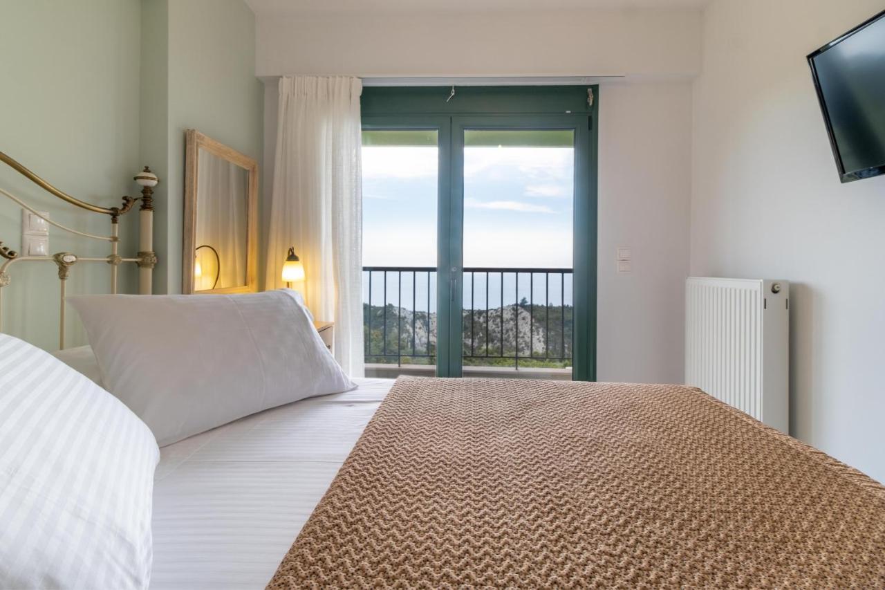 Sapphire Blue Villa Kalamítsi المظهر الخارجي الصورة